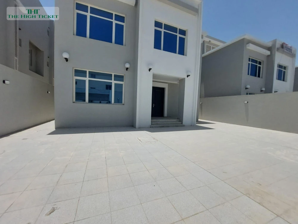 Elegant 7BHK Stand Alone Villa | Majlis